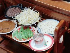 -沸炉重庆老火锅(军事博物馆店)