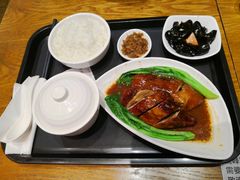 黄金脆皮烧鸭饭-百事佳烧鸭牛腩(上海虹桥站店)
