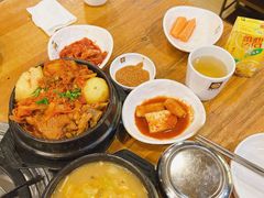 -喇喇排骨火锅·传统韩式脊骨汤(望京西园总店)