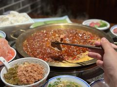 -小天鹅火锅·一线江景洪鼎旗舰店(洪崖洞店)
