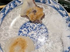 -果松木炭酸菜铜火锅·外婆参鸡汤