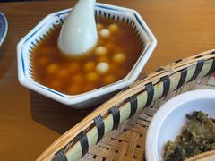 -包整·丝娃娃(一览甲秀楼风景店)