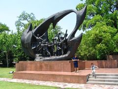 -上海市龙华烈士陵园