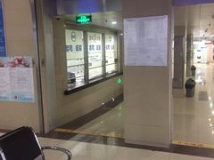 -上海中医药大学附属岳阳中西医结合医院闵行分院-停车场