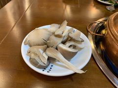 平菇-岳记兴隆·青城腊排铜火锅(融创店)