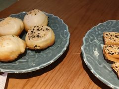 -鑫震源·苏式大虾生煎(山塘街店)