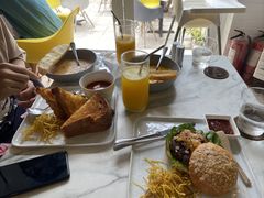 -The Sunny Side Cafe Station 1