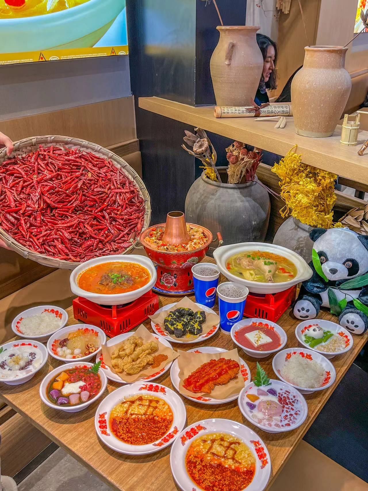 沈阳三台子新开的冒菜!冒鸡腿香迷糊了