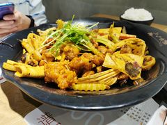 -小山城麻辣香锅(新邻生活广场店)