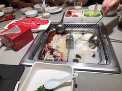 -海底捞火锅(关山保利店)
