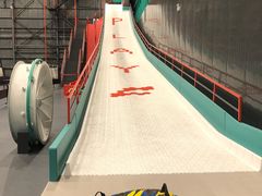 -极限PLAY运动娱乐新世界·团建派对潮玩休闲馆·室内蹦极高空游乐园