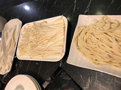 -鸡遇虾煲干锅火锅(小寨金莎店)