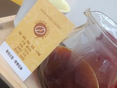 -逗号咖啡(信义荔山公馆店)