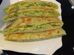 -老码头黑皮肘子锅包肉熏酱水饺(文政街店)