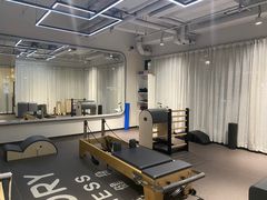 -威克健身游泳(万菱汇店)