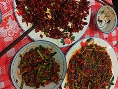 -荆九爷爆炒桥头三嫩(云南北路店)