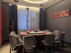 -鸽子侯·家宴·平价海鲜(绿地店)