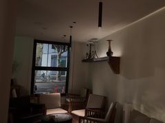 -Hideout Hookah Lounge·隐觅地