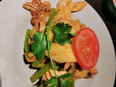 -大头虾越式风味餐厅(光明广场店)