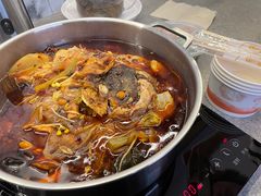 -肖肖酸萝卜鱼火锅(总店)