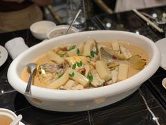 家烧黄鱼配手打年糕-杭州临平万丽酒店·万丽轩中餐厅