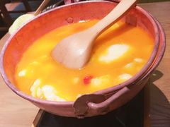 -云海肴·汽锅鸡·云南菜(天山百盛优客店)