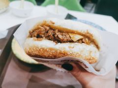 牛肉烧饼普通版-穆得·老周家牛肉烧饼(普利街店)
