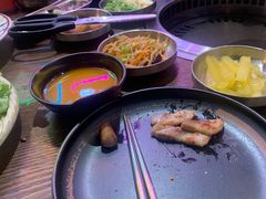 -香猪坊韩国烤肉专属门店(魏公村店)