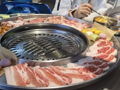 -哈哈碳都·牛肋条无限自助烤肉(台江万达店)
