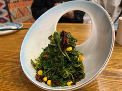 -乡村馕坑肉·烧烤·新疆菜·本地人更爱吃(阿勒泰首店)