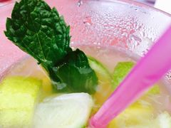 -龙巢盱眙龙虾·牛蛙·烧烤宵夜(八卦岭店)