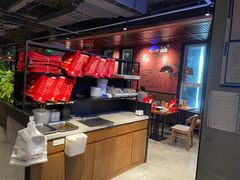餐具摆设-管氏翅吧(台湾街店)