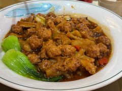 -艳阳天民俗村(公园路店)