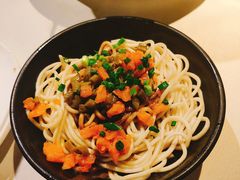 热干面-莲餐厅·湖北菜·藕汤是头牌(愚园路店)