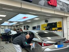 -车水马龙3M汽车贴膜冠军店隐形车衣改色膜(漕宝路中环店)