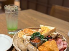 -Two Birds One Stone·一石二鸟(诚品生活店)
