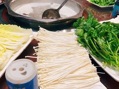 -郭记花江肉馆(青山湖店)