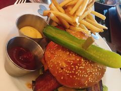 -db Bistro & Oyster Bar by Daniel Boulud(滨海湾金沙店)