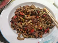 卜豆角炒肉-俏湘厨•地道湘菜(建华南路店)