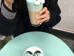 -怪兽咖啡 Monster Cafe