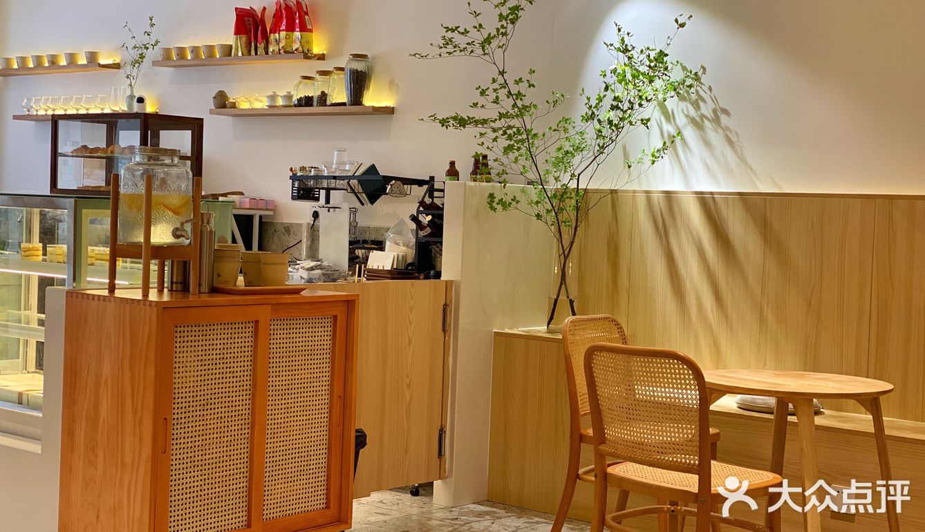 偶遇一家氛围感十足的咖啡小店☕️