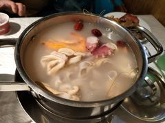 -领鲜活海鲜榴莲自助火锅(东门店)