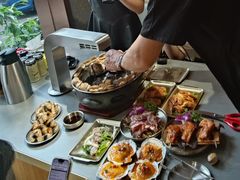 -围炉肉舍•炭烤活鳗•丹东海鲜烤肉(步行街店)