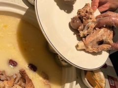 -三人行骨头王火锅(长寿店)