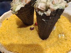三文鱼牛油果手卷-荟廷·晶萃(陆家嘴尚悦湾店)