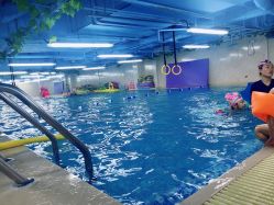 -子木乐园婴儿游泳馆(水晶港店)