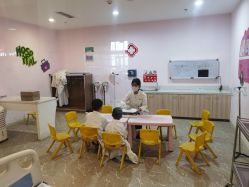 -成都星期8小镇(江宁南路店)