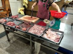 -标记美食新鲜猪杂(兴南大道店)