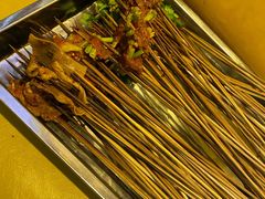 香菜牛肉-正宗钢管厂五区·小郡肝火锅·串串香(商品街总店)