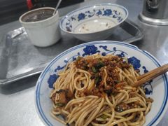 -高师傅特色米粉汤包(建设路店)